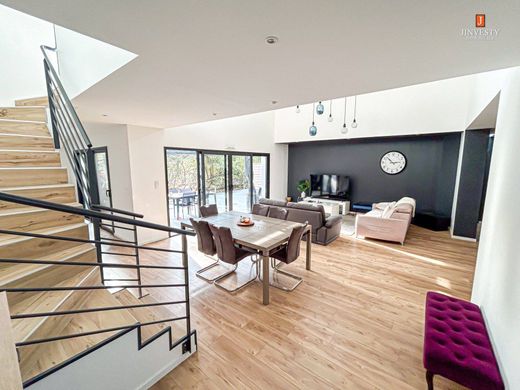 Lorient, Morbihanの高級住宅