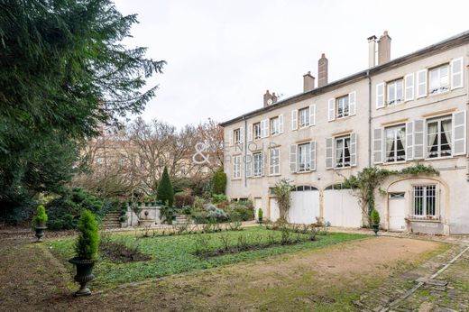 아파트 / Nancy, Meurthe et Moselle