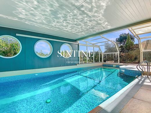 Luxury home in Saint-Cyr-au-Mont-d'Or, Rhône