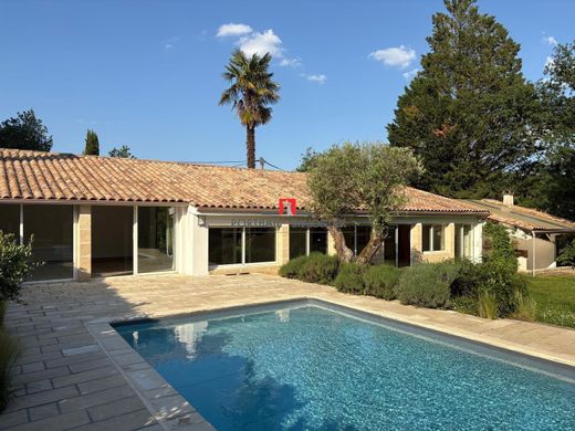 Luxus-Haus in Yvrac, Gironde