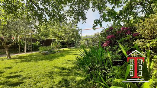 豪宅  昂热, Maine-et-Loire