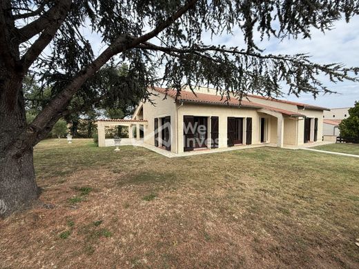Luxury home in Pin-Balma, Upper Garonne
