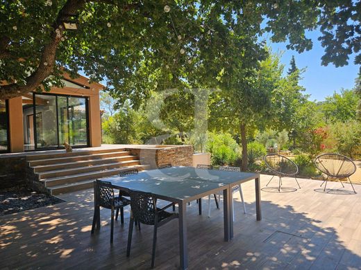 Maison de luxe à Uchaux, Vaucluse