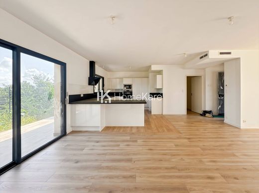 Πολυτελή κατοικία σε Pompertuzat, Upper Garonne