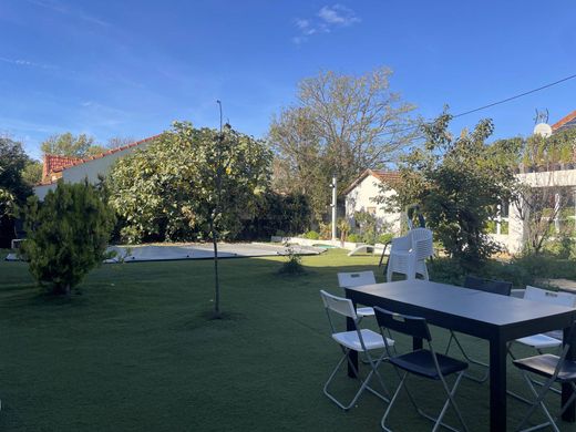 Casa di lusso a Plan-de-Cuques, Bocche del Rodano