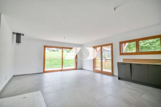 Appartement in Essert-Romand, Haute-Savoie