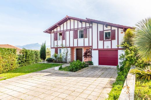Luxury home in Ciboure, Pyrénées-Atlantiques