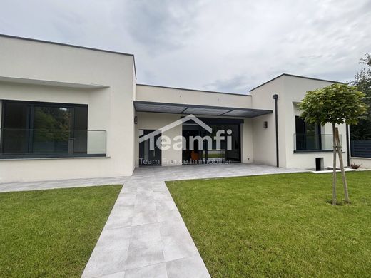 منزل ﻓﻲ Saint-Jean-de-Braye, Loiret