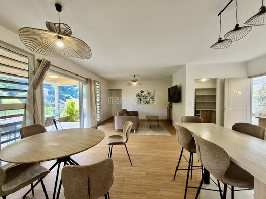 Maison de luxe à Faaa, Îles du Vent