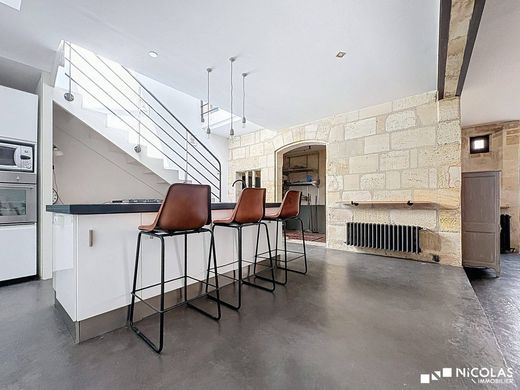 Apartment in Bordeaux, Gironde