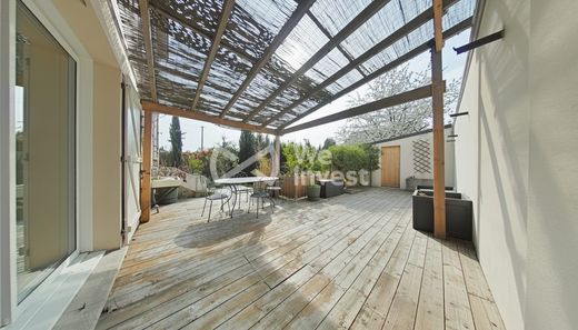 Luxury home in Argenteuil, Val d'Oise