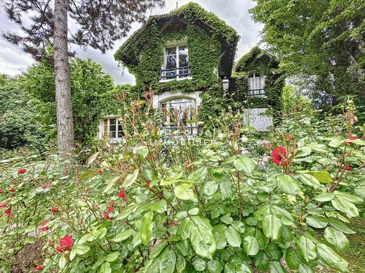 Элитный дом, Joinville-le-Pont, Val-de-Marne