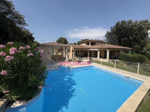 Luxus-Haus in Aubignan, Vaucluse
