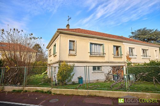 Luxury home in Antony, Hauts-de-Seine