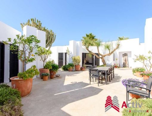 Luxus-Haus in Ibiza, Balearen Inseln