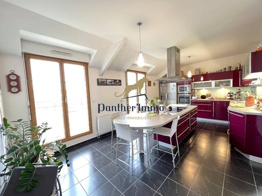 Appartement in Saint-Cyr-sur-Loire, Indre-et-Loire