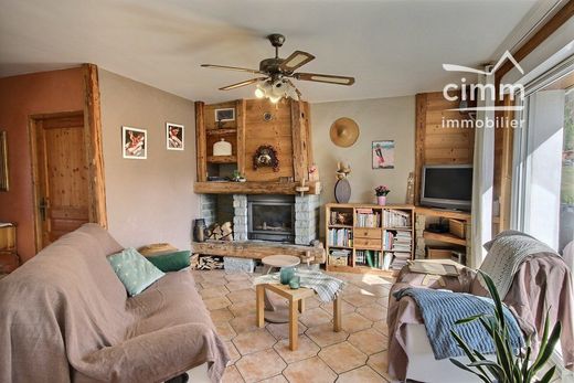 Luxe woning in Verchaix, Haute-Savoie
