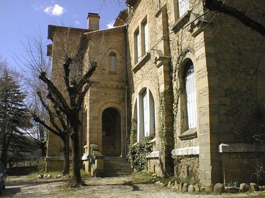 城堡  Coux, Ardèche