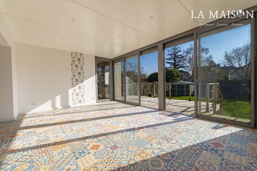 Luxus-Haus in Dijon, Cote d'Or