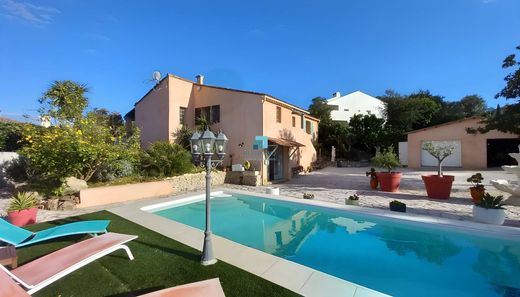 Luxury home in Roquebrune-sur-Argens, Var