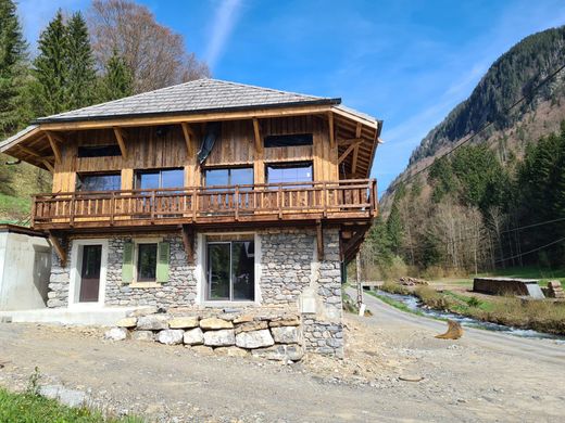 아파트 / Montriond, Haute-Savoie