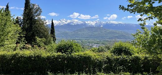 豪宅  La Tronche, Isère