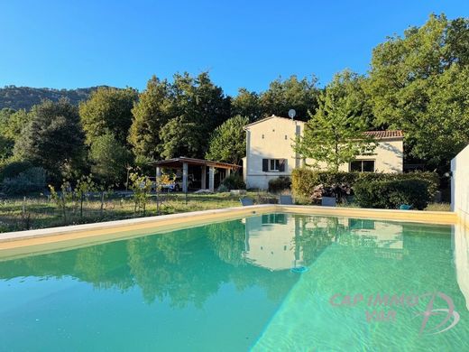 호화 저택 / Signes, Var