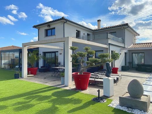 Элитный дом, La Redorte, Aude