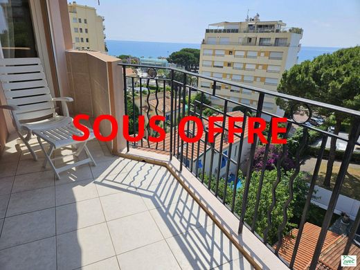 Apartment / Etagenwohnung in Roquebrune-Cap-Martin, Alpes-Maritimes