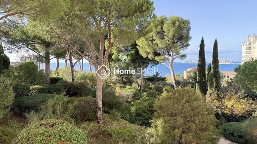 Apartment in Marseille, Bouches-du-Rhône