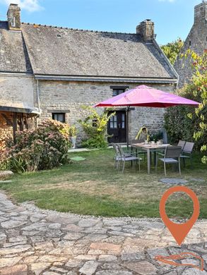 Luxury home in Sainte-Hélène, Morbihan