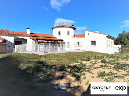 Luxury home in Saint-Féliu-d'Avall, Pyrénées-Orientales