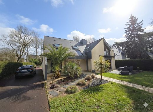 Luxus-Haus in Orvault, Loire-Atlantique