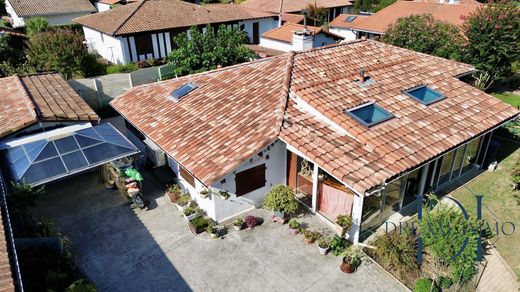 Luxus-Haus in Vieux-Boucau-les-Bains, Landes