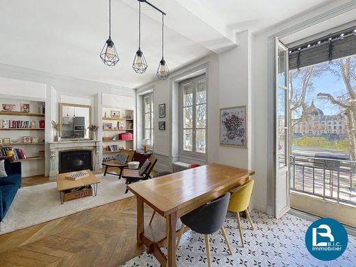 Apartment in Lyon, Rhône