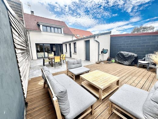 Πολυτελή κατοικία σε Cucq, Pas-de-Calais