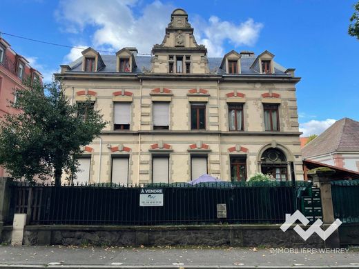 Edificio en Munster, Alto Rin