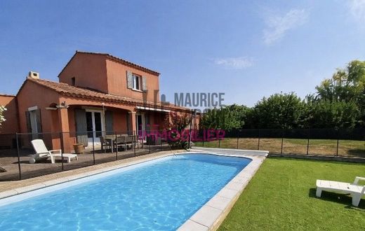 Luxury home in L'Isle-sur-la-Sorgue, Vaucluse