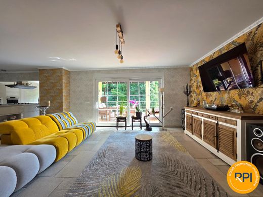 Luxus-Haus in Betting, Moselle