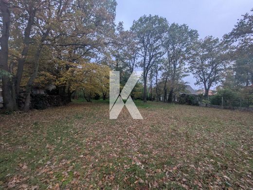 Terreno en Éragny, Valle de Oise