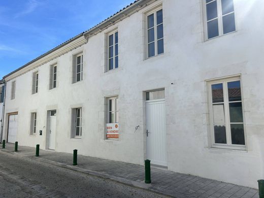 Luxus-Haus in La Flotte, Charente-Maritime