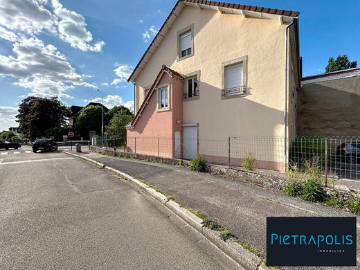 公寓楼  Chaumont, Haute-Marne