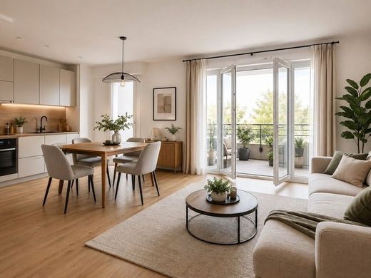 Apartment in Cachan, Val-de-Marne