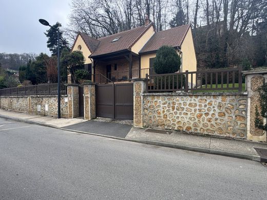 Luxus-Haus in Gometz-le-Châtel, Essonne