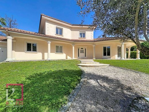 Maison de luxe à Rochetaillée-sur-Saône, Rhône
