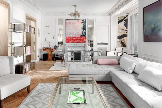 Apartament w Tour Eiffel, Invalides – Ecole Militaire, Saint-Thomas d’Aquin, Paris