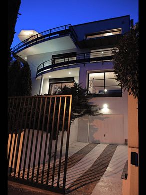 Maison de luxe à Le Plessis-Robinson, Hauts-de-Seine