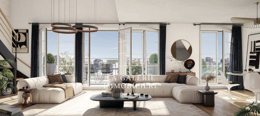 Apartment in Puteaux, Hauts-de-Seine