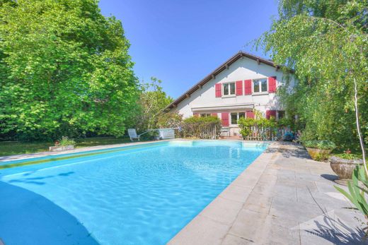 Luxury home in Valleiry, Haute-Savoie