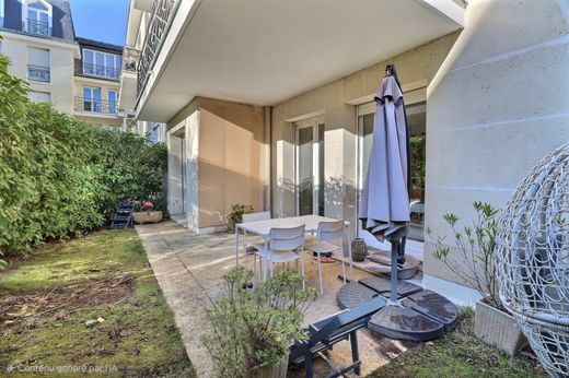 Apartment in Châtillon, Hauts-de-Seine